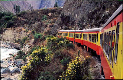 20120514-Train pERU Bahn_machup.jpg